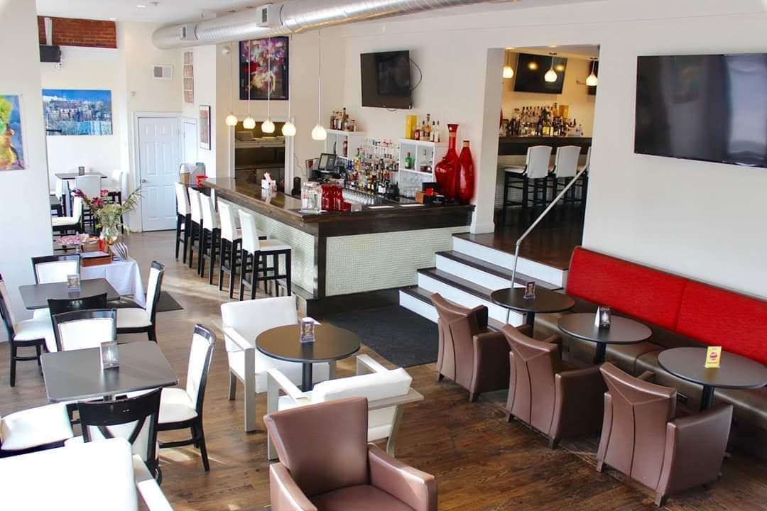 Fort Hill Bar & Grill photo 5