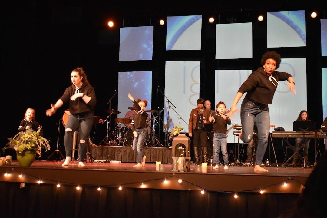 Walnut Hill Community Church photo 1
