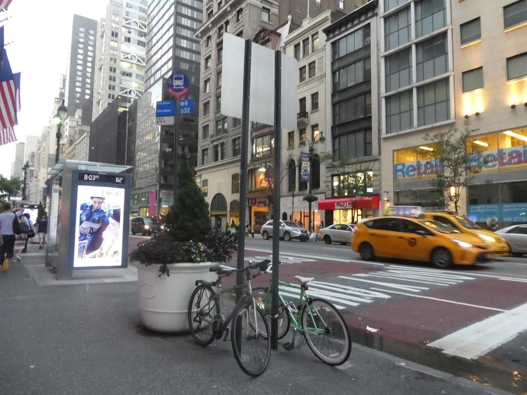 5 Av/W 38 St