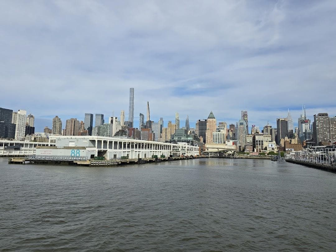 Pier 81 photo 2