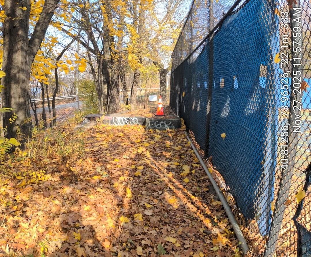 Riverside Park Tennis Courts photo 1