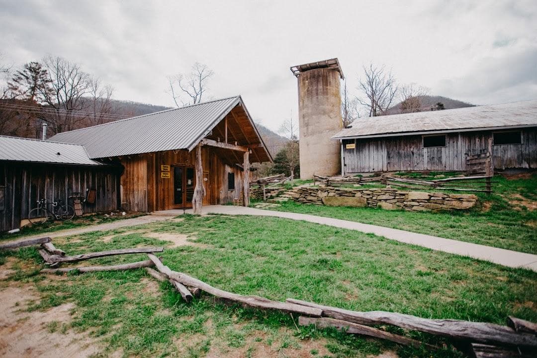 Hickory Nut Gap photo 5