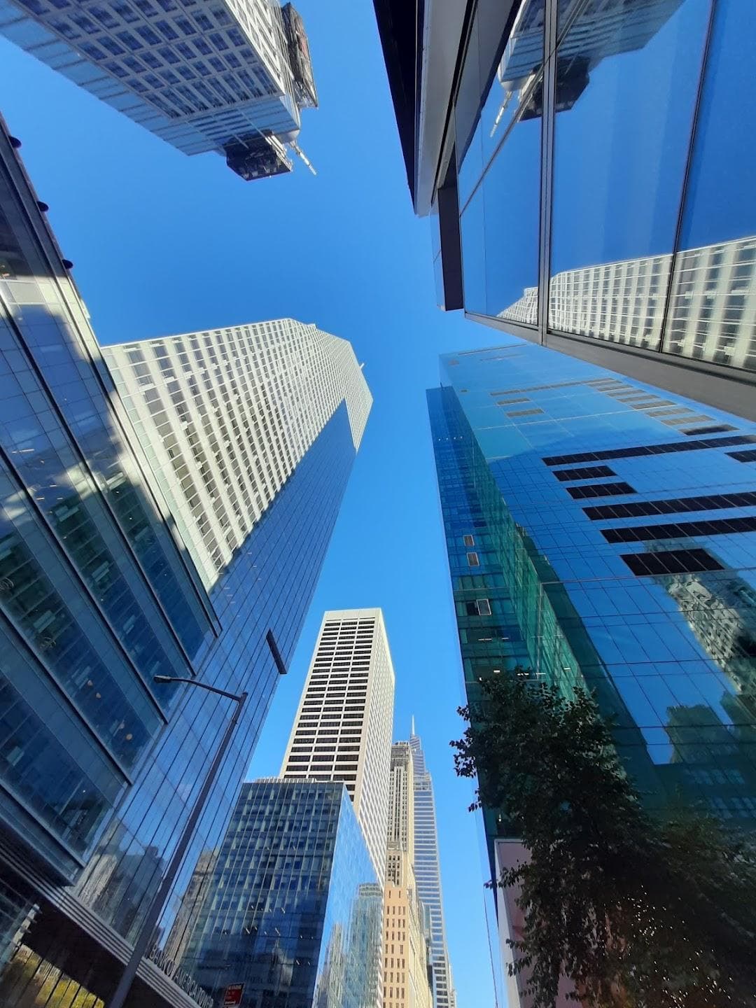 1095 Avenue of the Americas photo 3