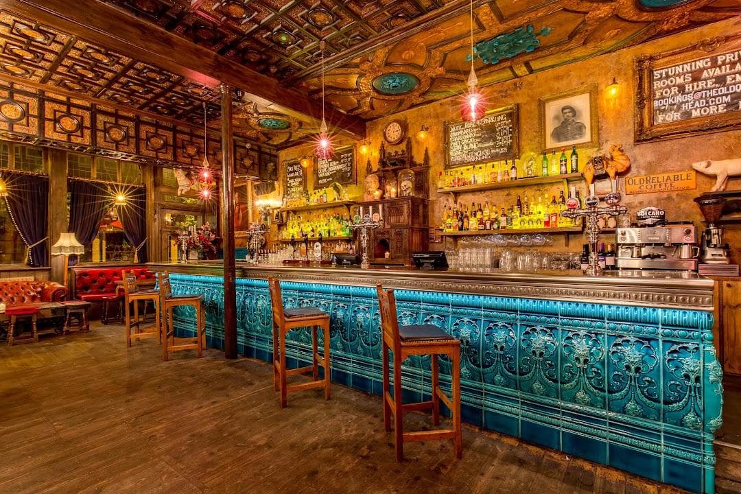 The Old Queens Head photo 5