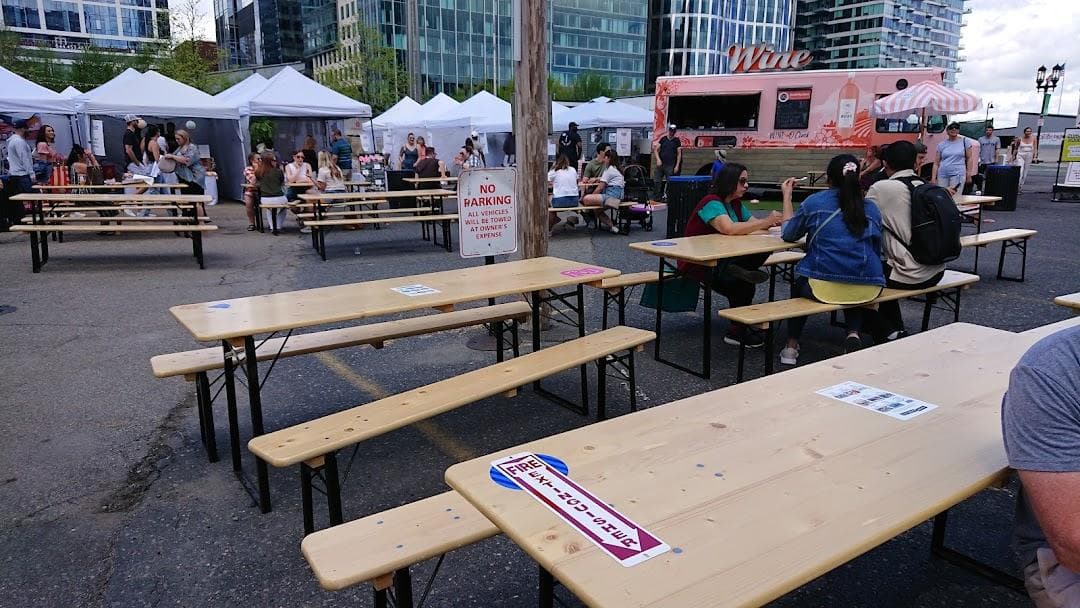 Seaport Summer Market photo 6