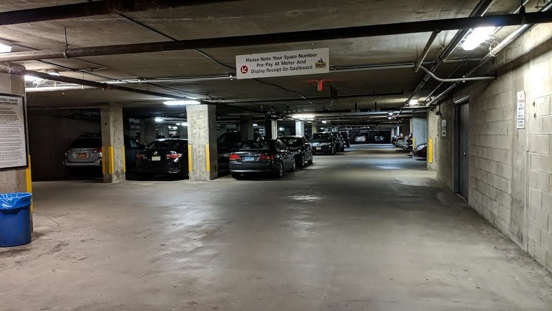 River Street Garage, LLC. photo 6