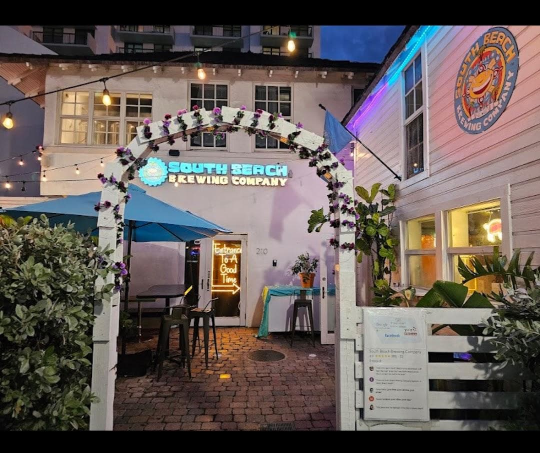 South Beach Brewing Company Taproom & Restaurant photo 4