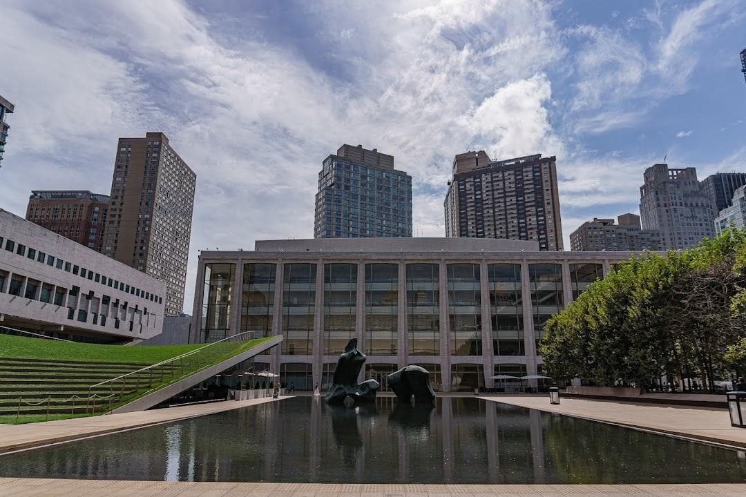 Hearst Plaza photo 4