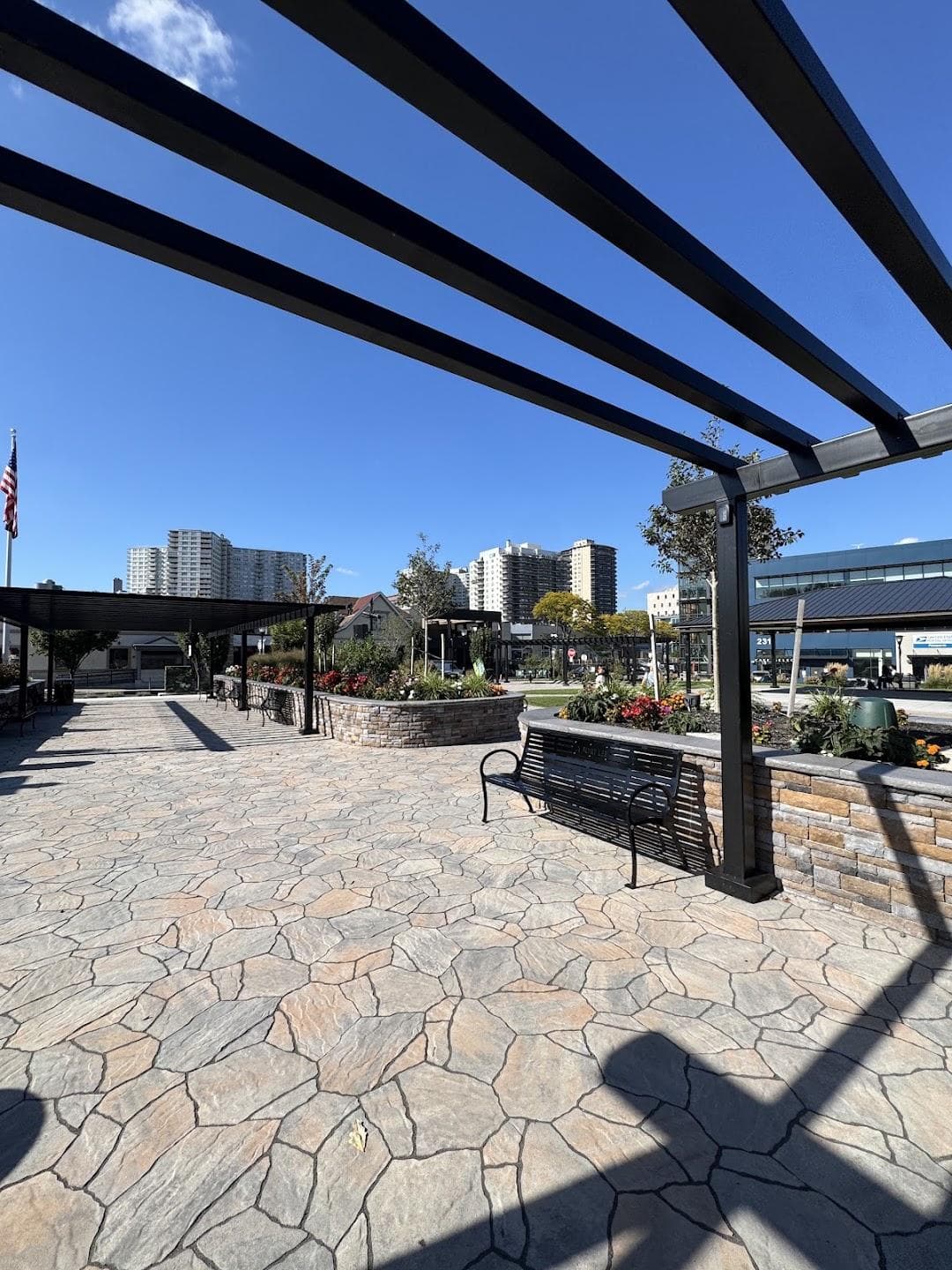 Fort Lee Commons photo 1