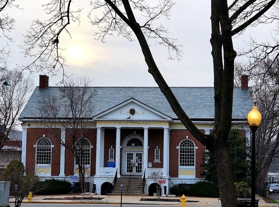 Bloomfield Public Library photo 1