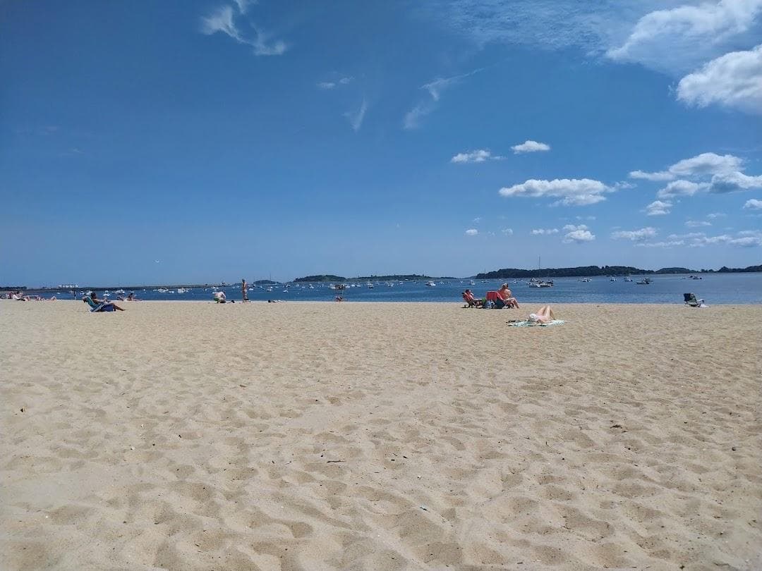 M Street Beach photo 1