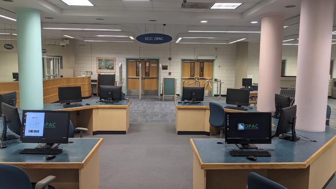 Essex County College photo 5