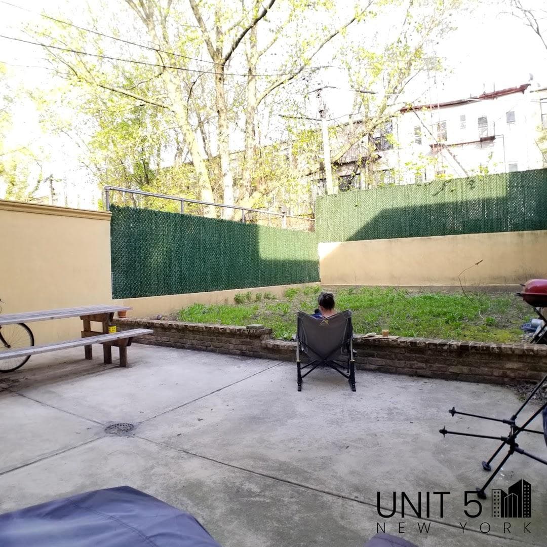 Unit 5 NY photo 6