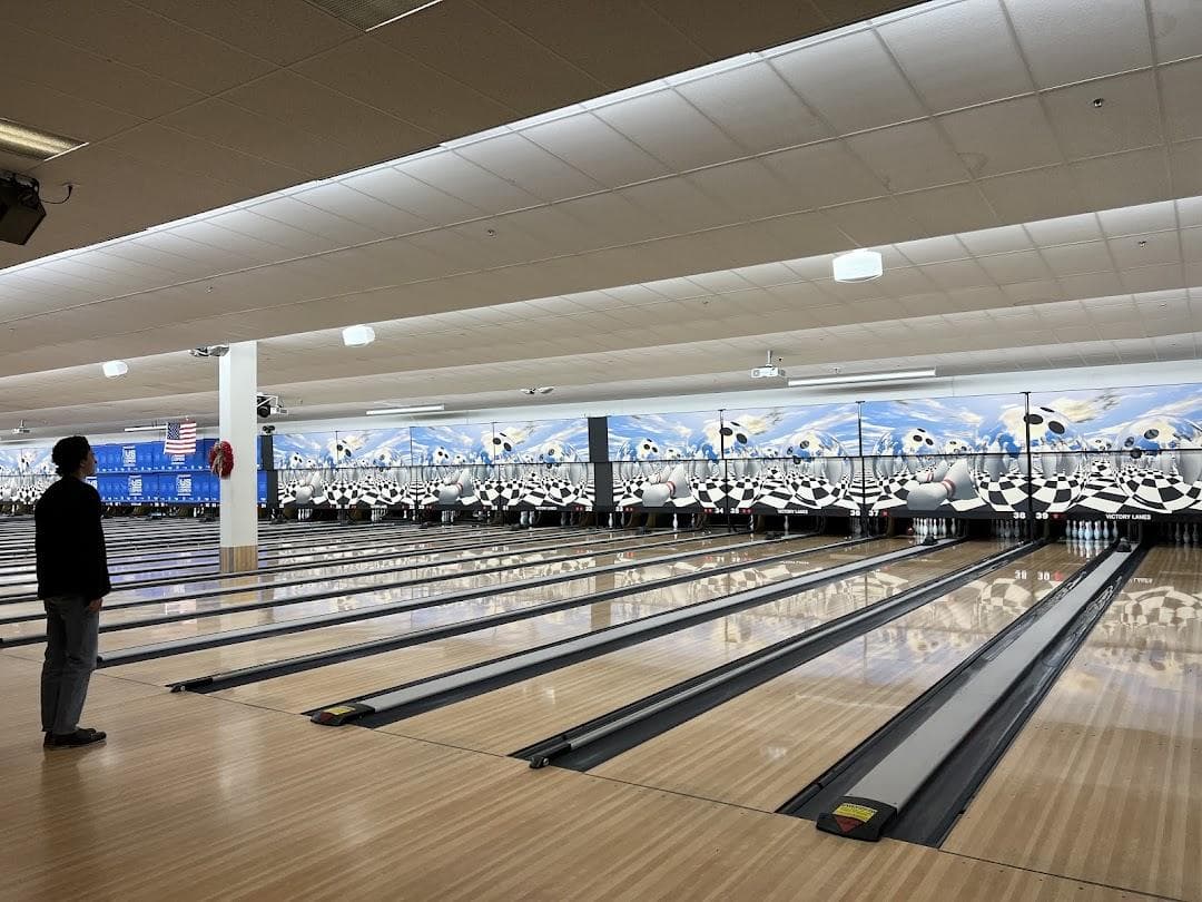 Victory Lanes Entertainment and Events Center photo 5