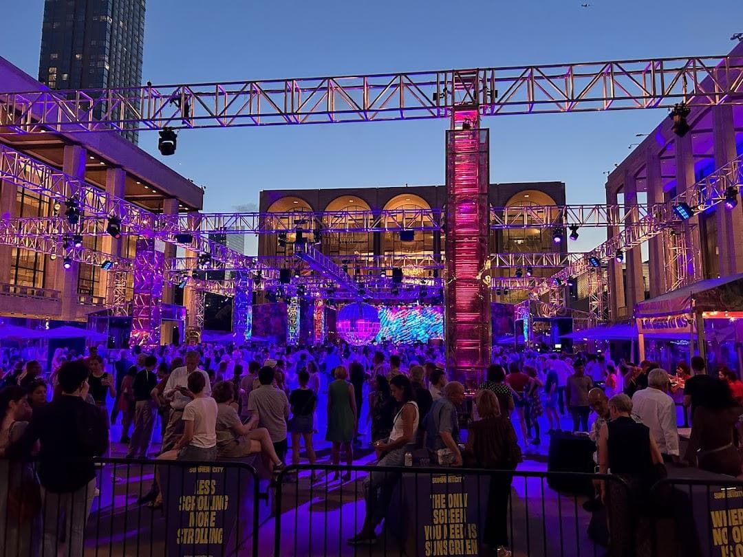 Hearst Plaza photo 1