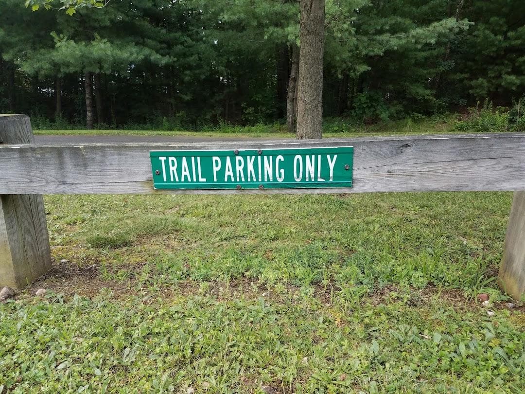 Farmington Canal Parking photo 4