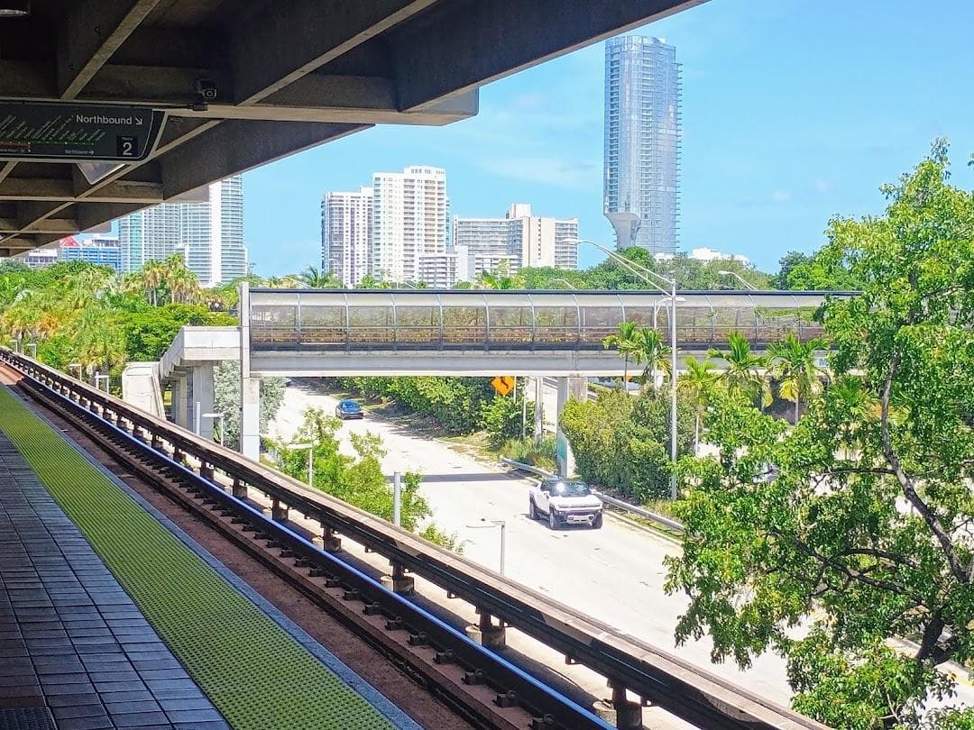 The Underline Vizcaya Station Plaza photo 3