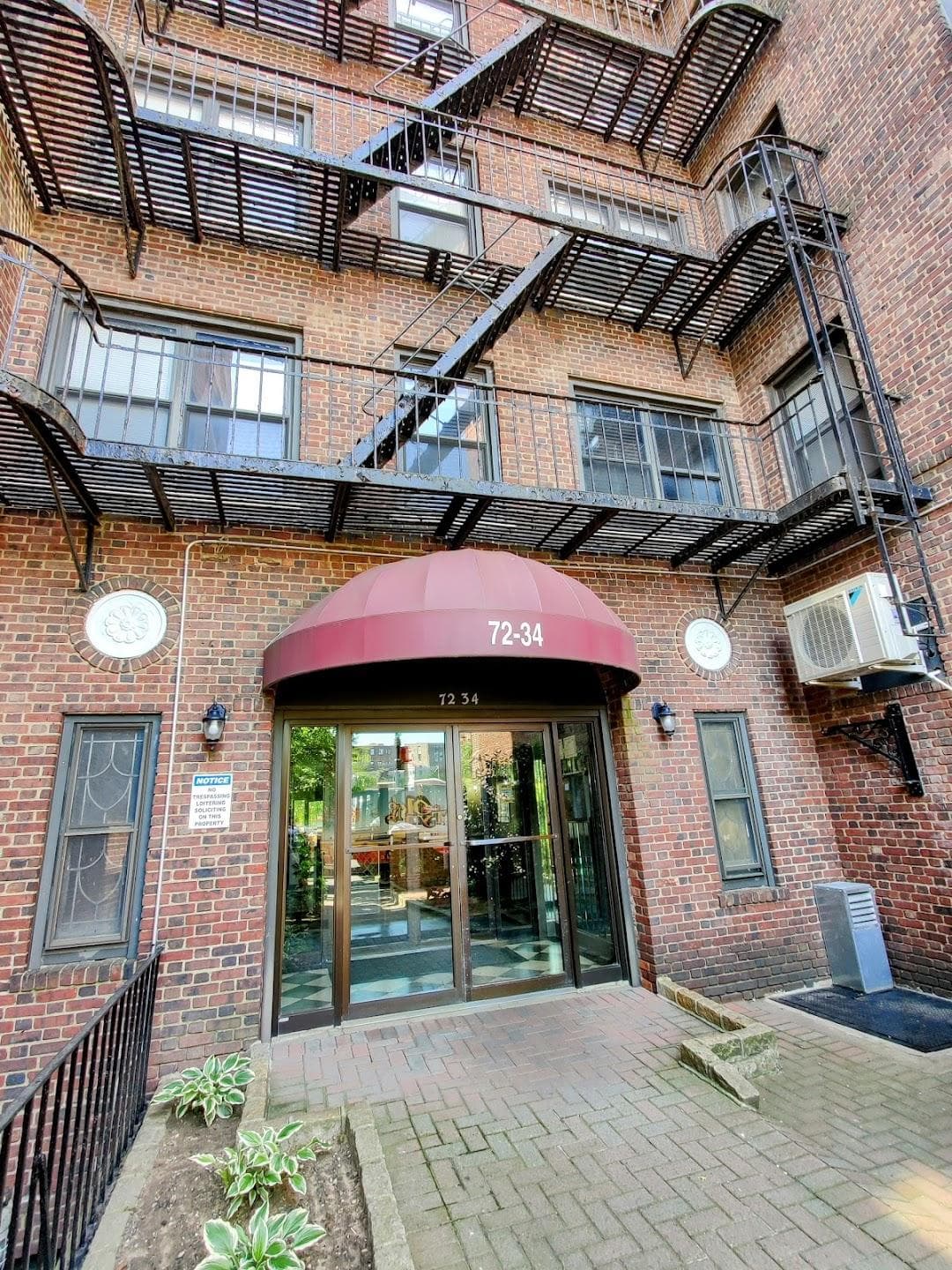 72-34 Austin Condominium photo 6