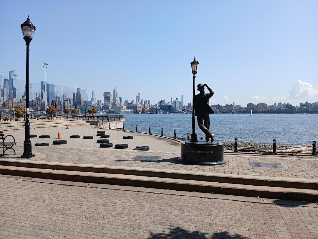 Sinatra Park photo 3