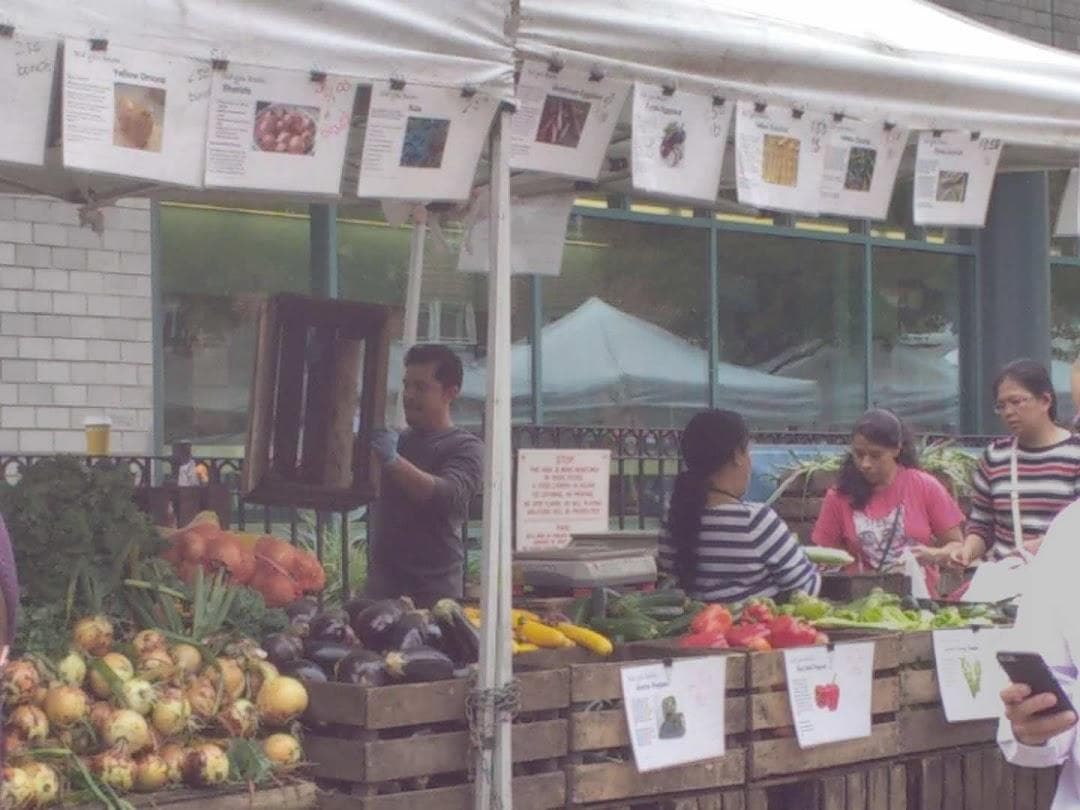 Elmhurst Greenmarket photo 3