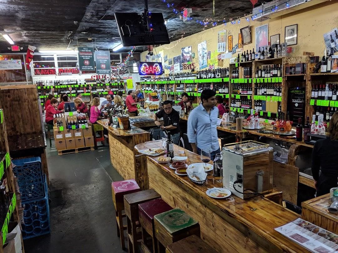 Happy Wine Calle Ocho photo 5