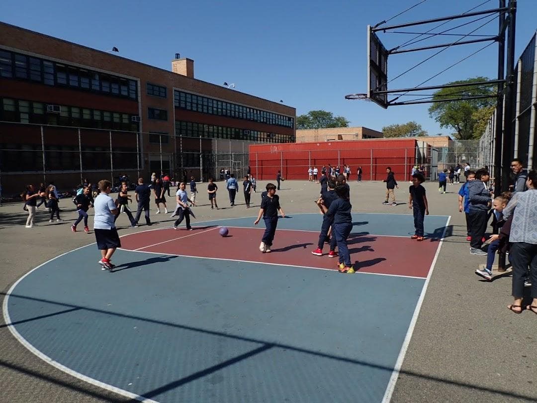 Harold Schneiderman Playground photo 6