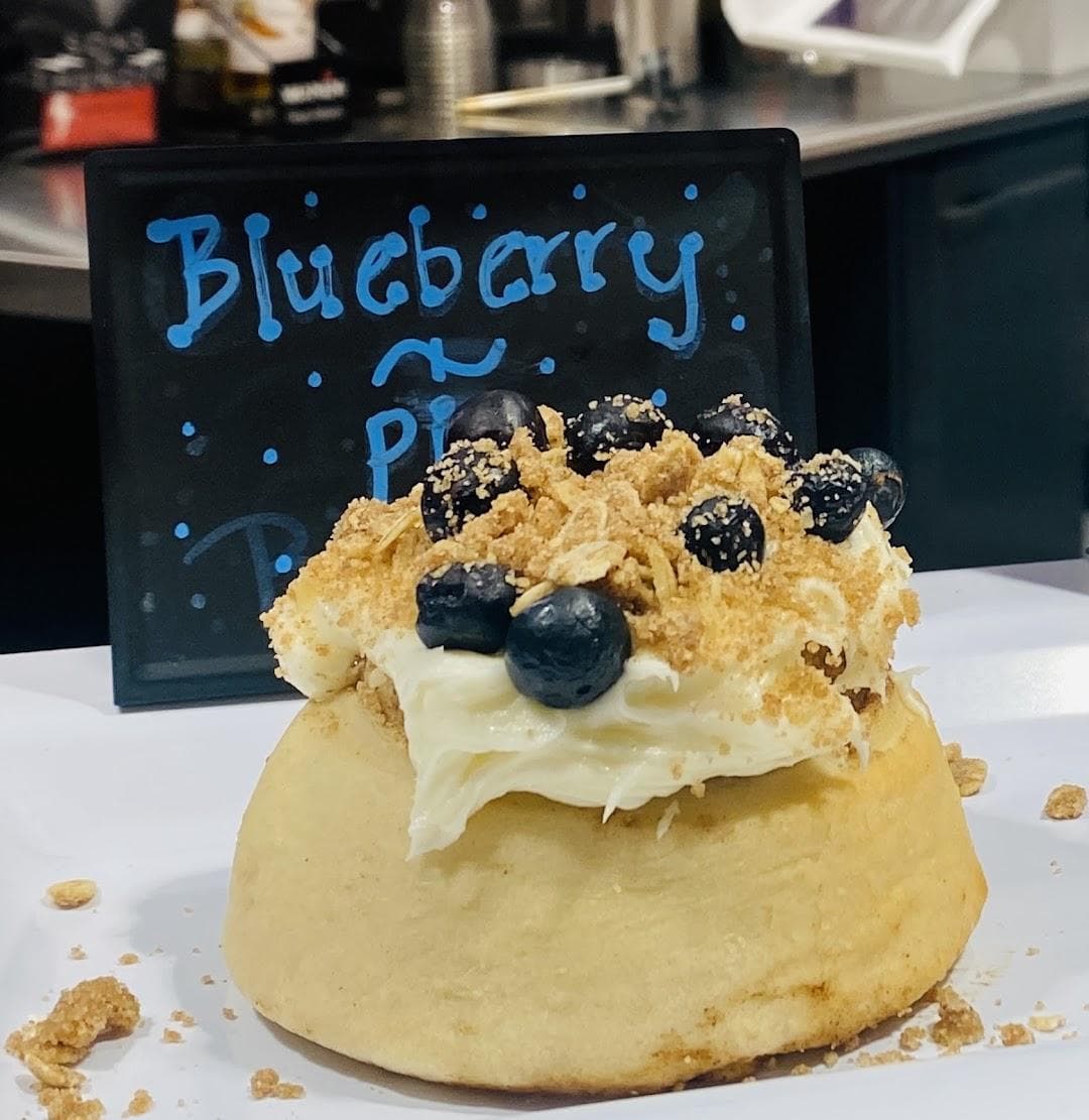 Cinnaholic photo 6