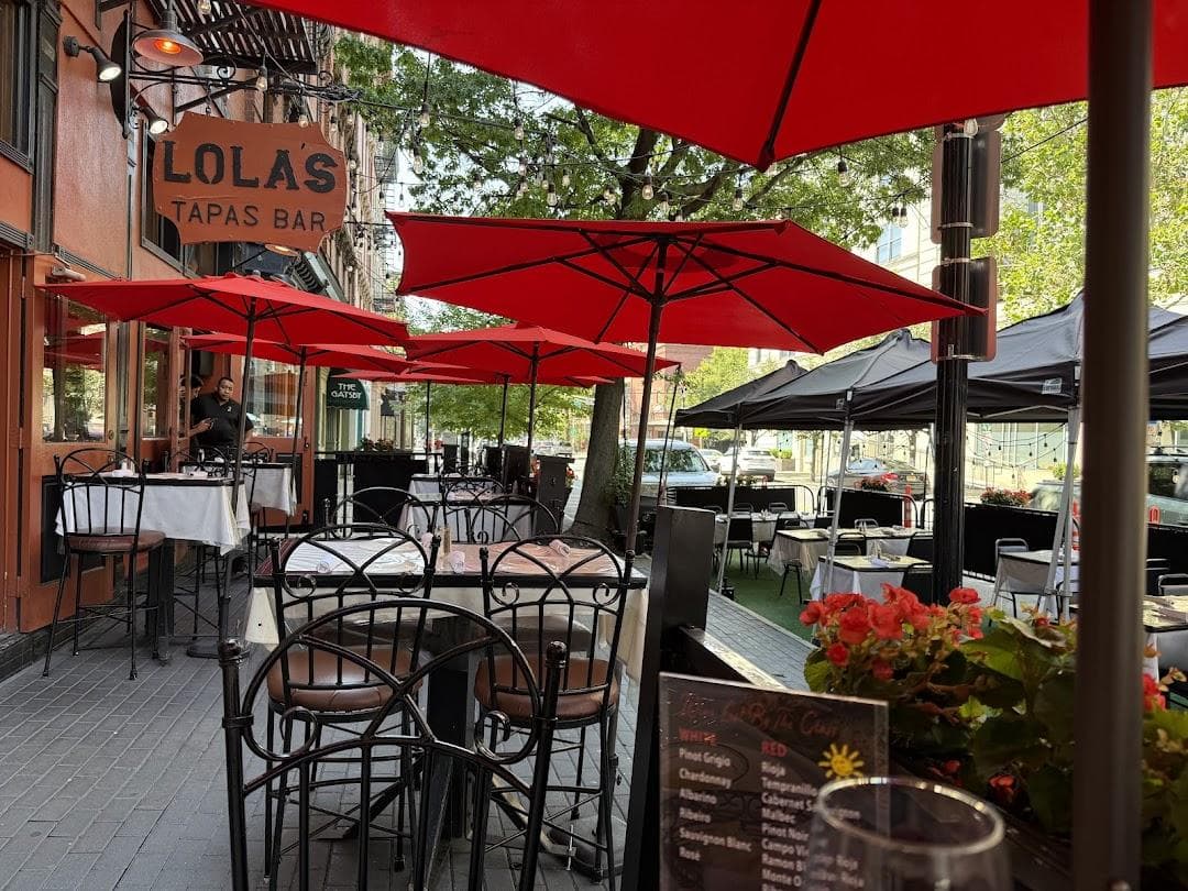 Lola's Tapas Bar photo 1