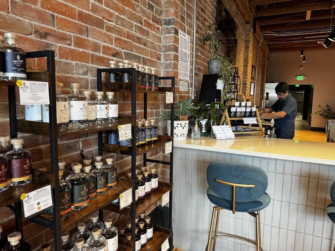 Method & Muse Spirits - Distillery and Cocktail Lounge photo 1