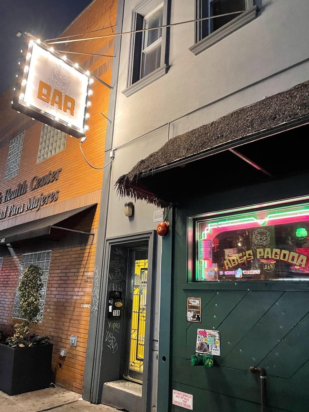 Abe's Pagoda Bar photo 4