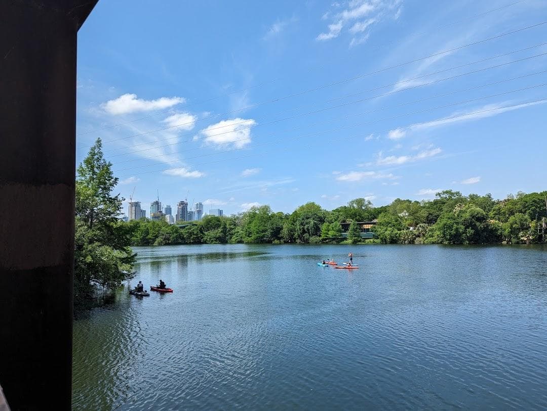 Edward Rendon Sr. Park at Festival Beach in Town Lake Metropolitan Park photo 3