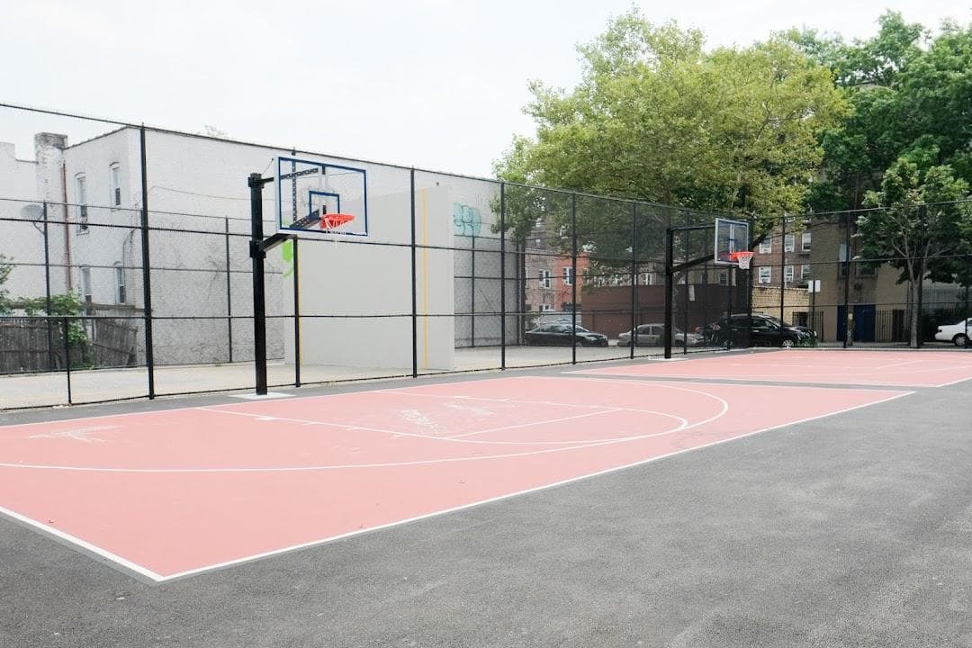 Dutch Kills Playground photo 2