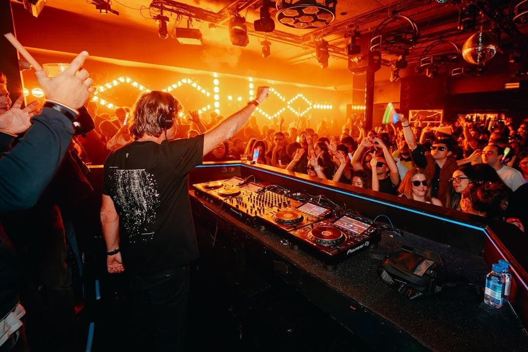 Bijou Nightclub & Lounge photo 6