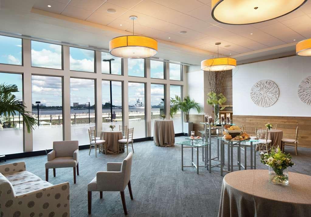 Hilton Philadelphia at Penn's Landing photo 5