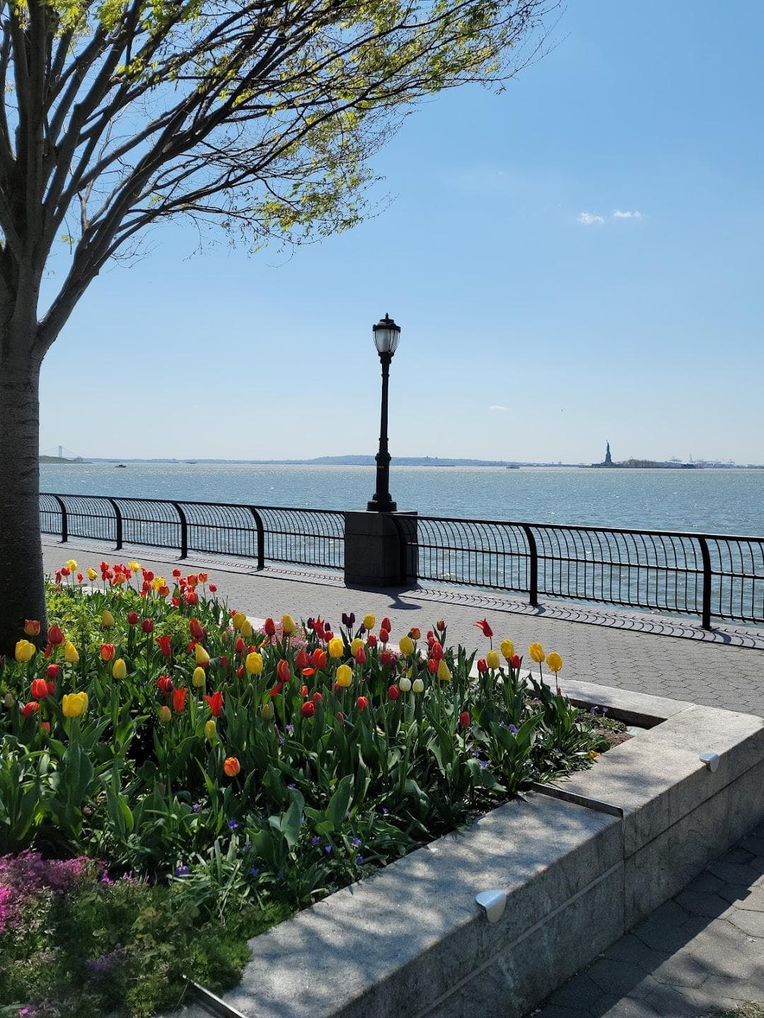 Robert F. Wagner Jr. Park photo 4