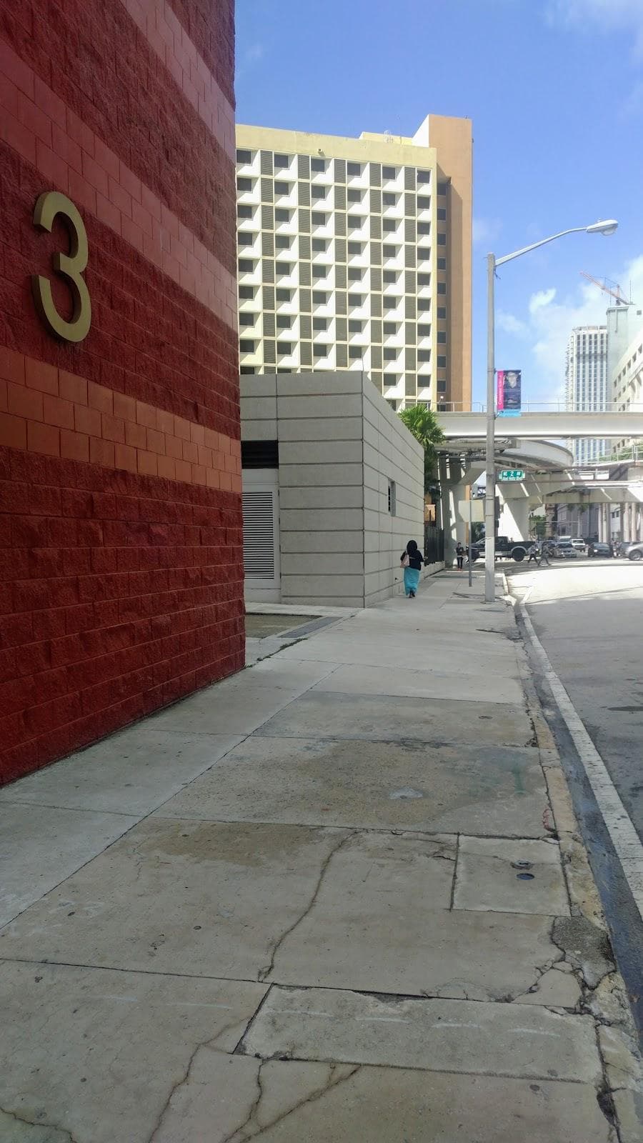 Building 3 - Miami Dade College - Wolfson Campus photo 3