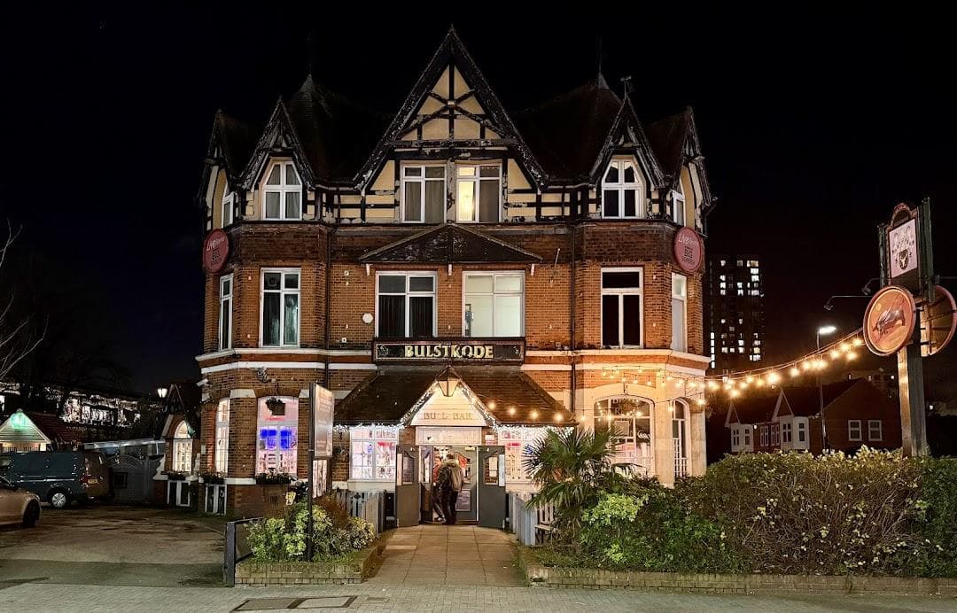 Bulstrode Pub photo 3