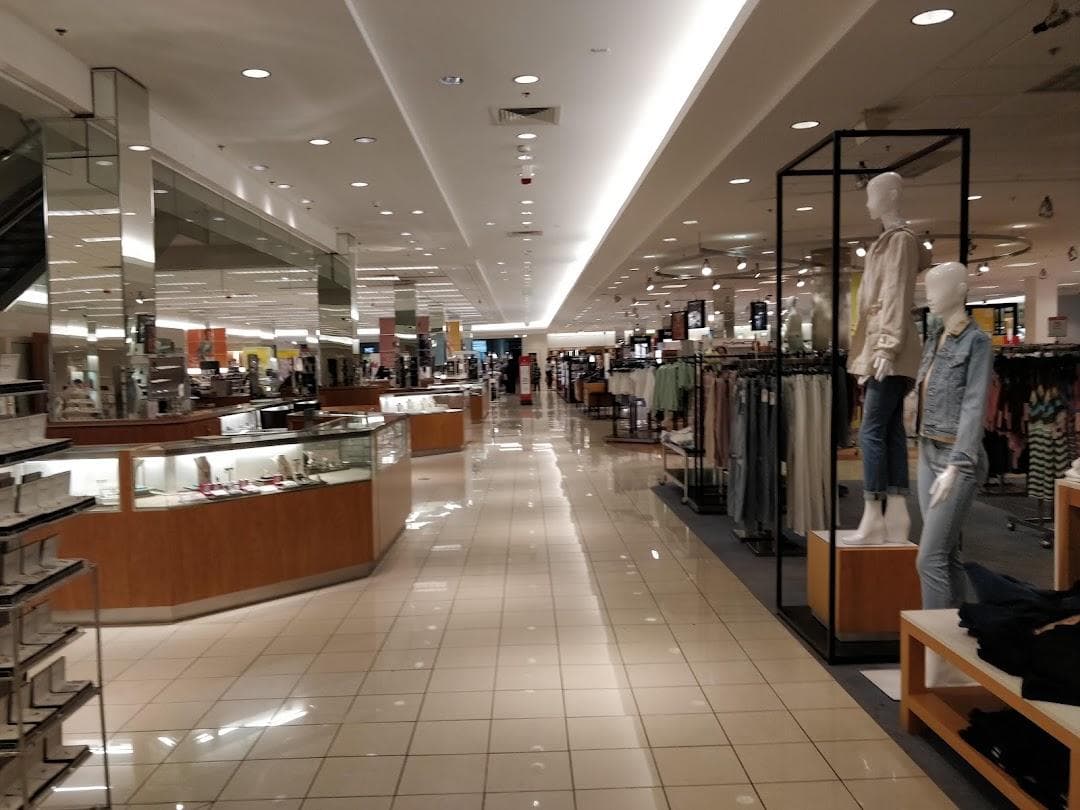 Emerald Square Mall photo 5