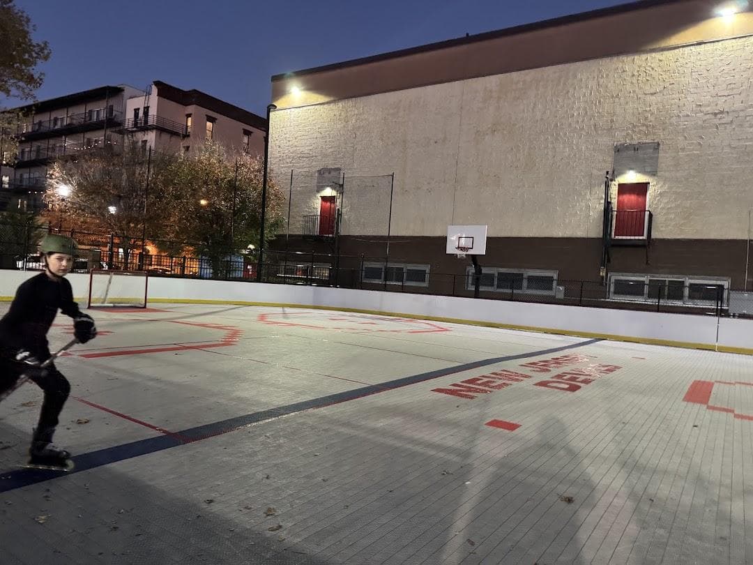 Community Hockey Rink photo 3