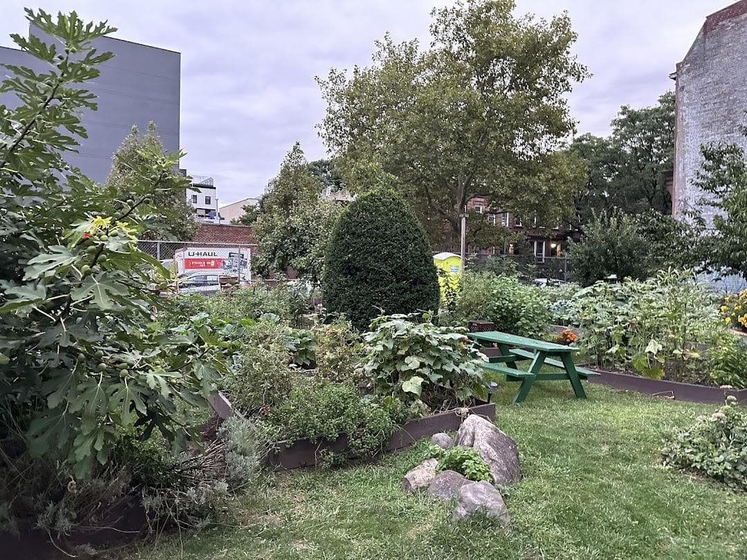 Clifton Place Memorial Garden & Park photo 1