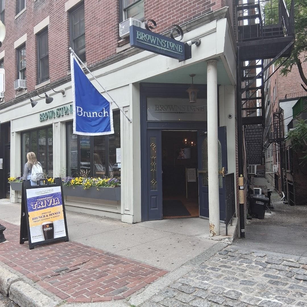 Brownstone photo 2