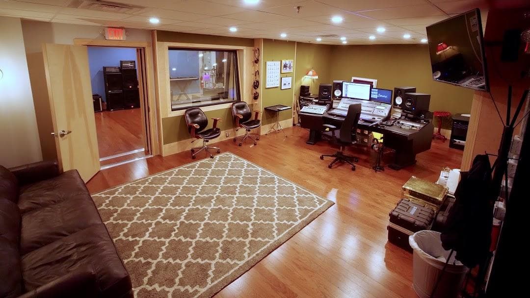 MNYK Studios photo 5
