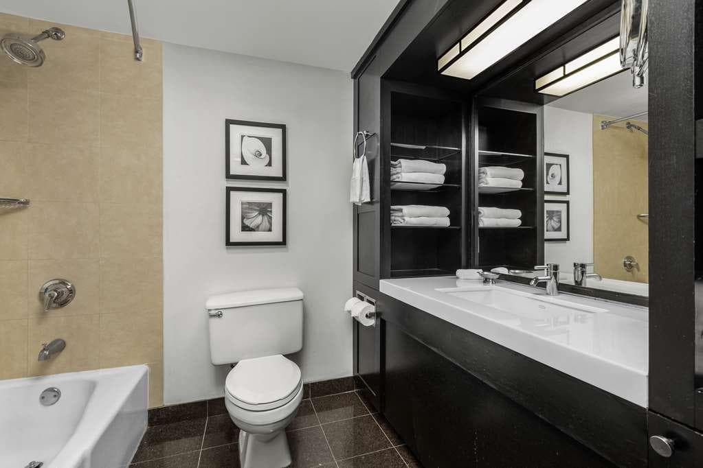 The Verve Hotel Boston Natick, Tapestry Collection by Hilton photo 4