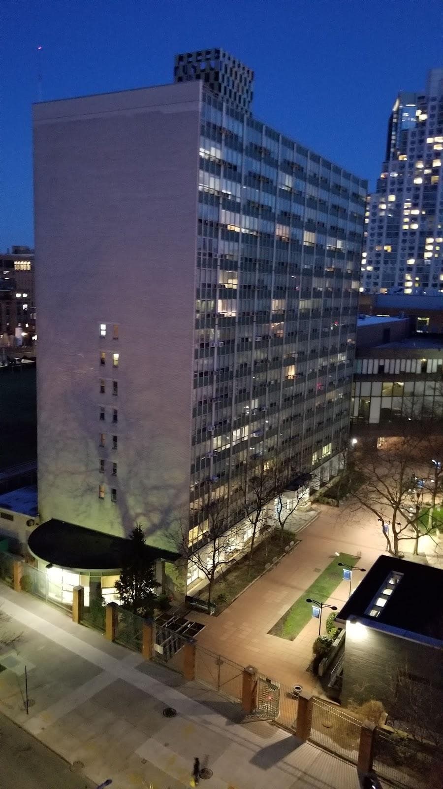 Long Island University Brooklyn photo 4