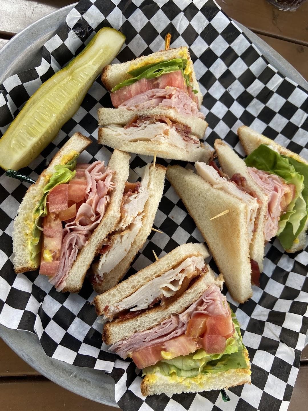Deli Lane Cafe & Sunset Tavern photo 3