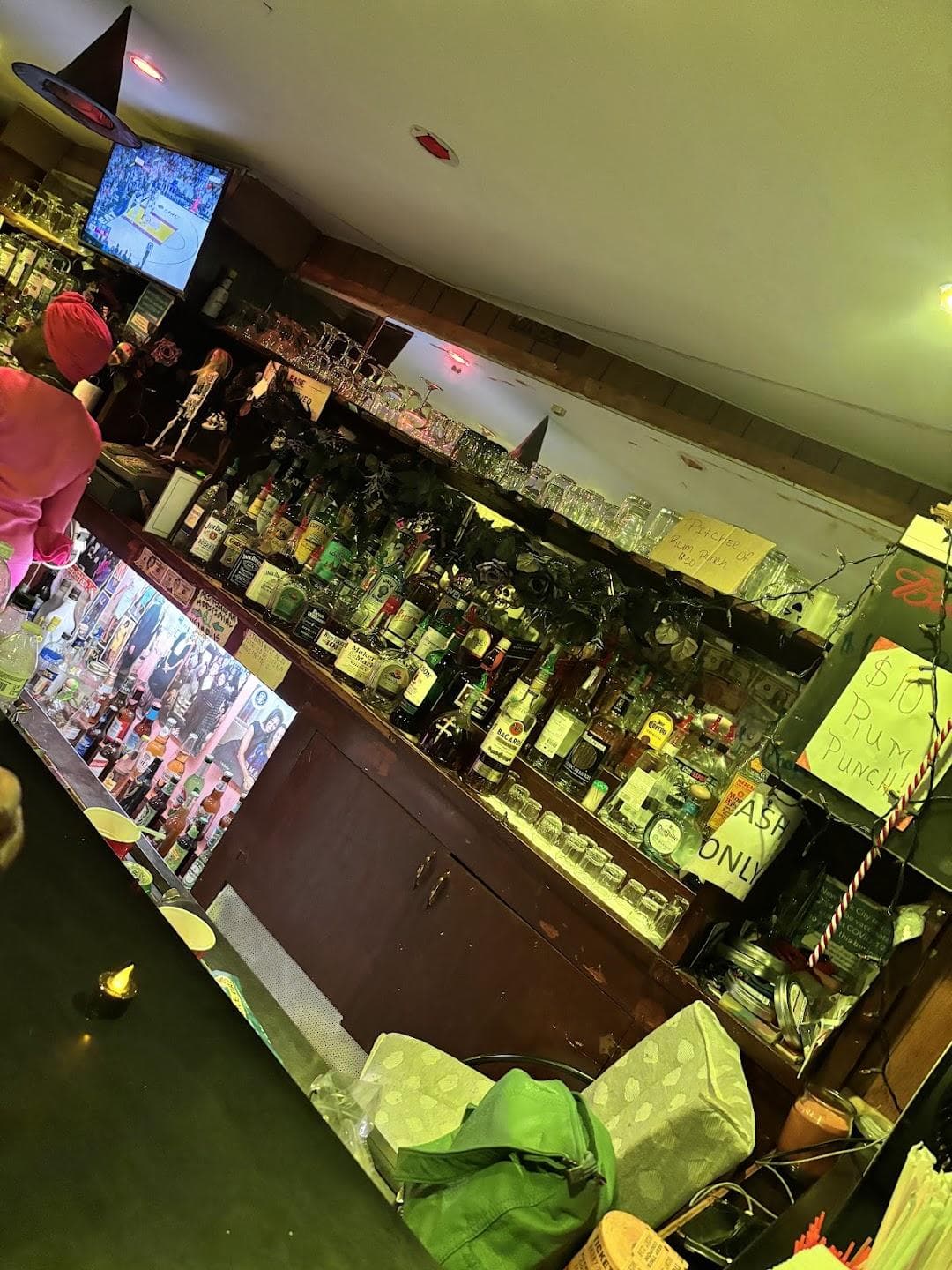 Tip-Top Bar & Grill photo 2