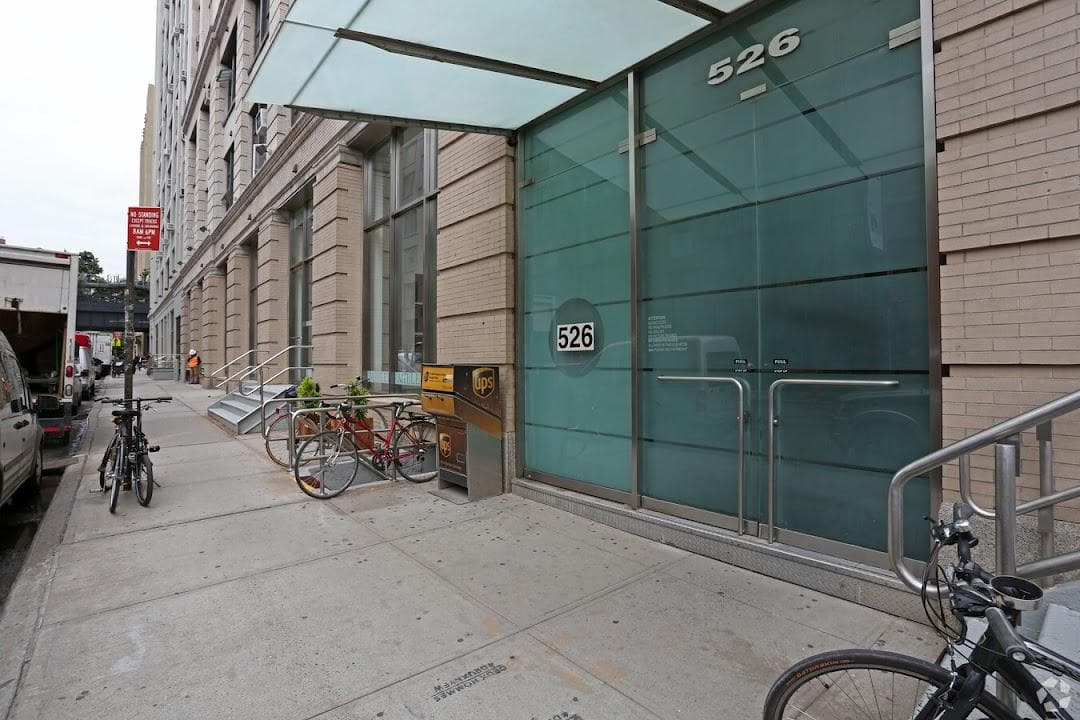 David Richard Gallery photo 1
