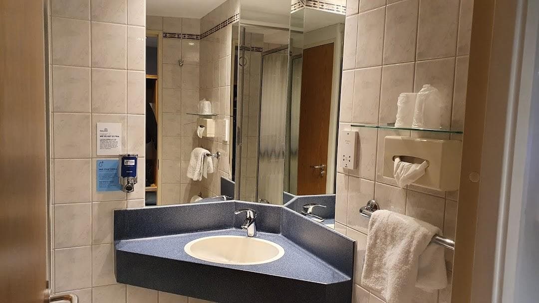 Holiday Inn Express London - Wandsworth by IHG photo 1