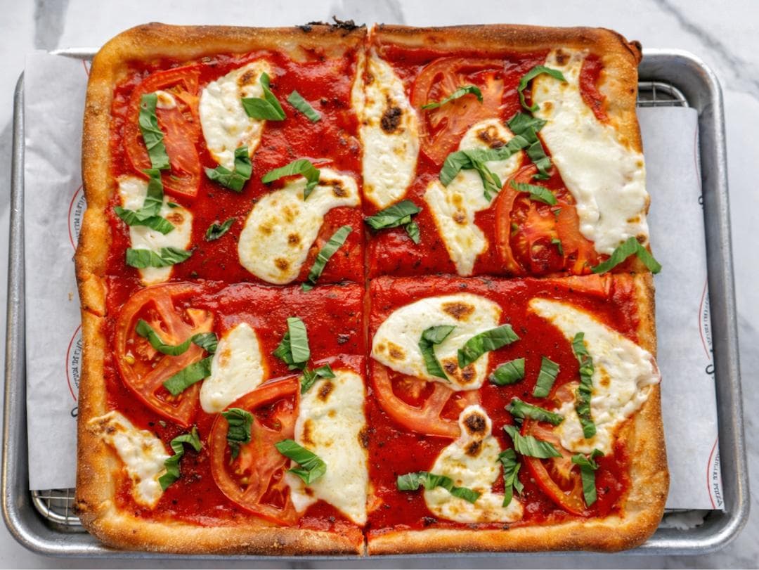 Santucci's Pizza and Social Bar photo 5