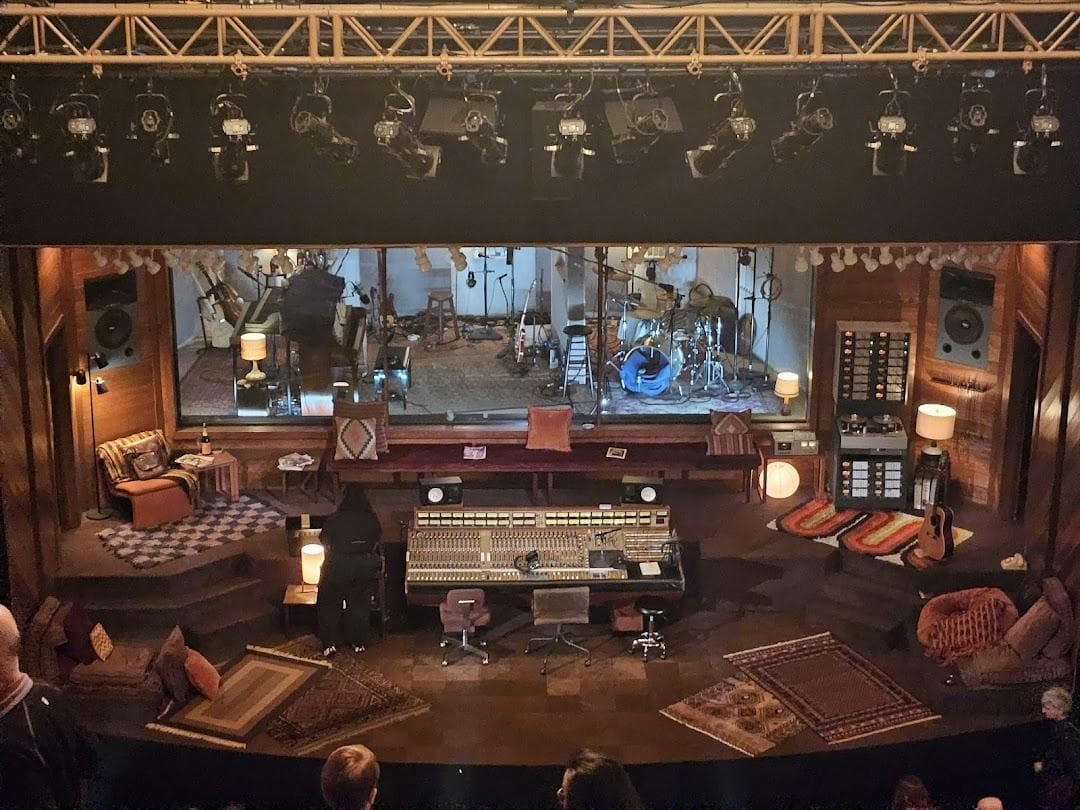Golden Theatre photo 5